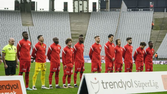 Gaziantep FK'da Sumudica dediğini yaptı! Neşteri vurdu